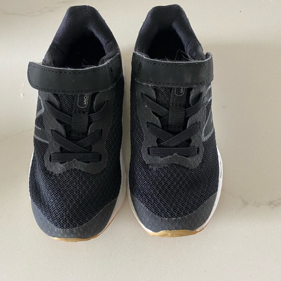 ⚫️ New Balance ⚫️ Fresh Foam Arishi V4 Hook & Loop Running Shoe - toddler size 7 - Picture 10 of 12
